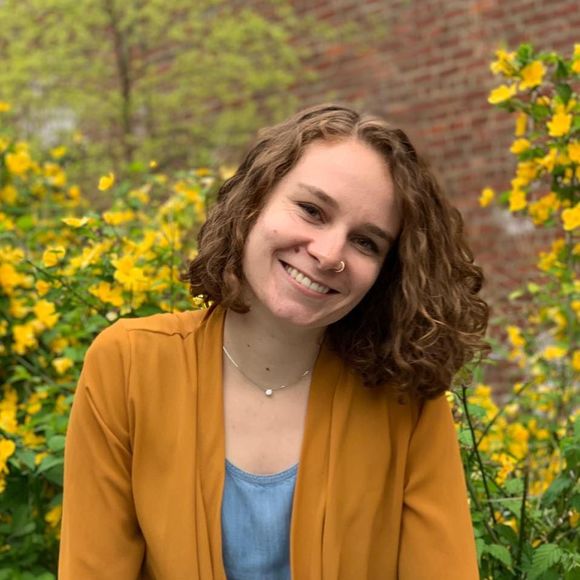 Meet your Posher, Elysia - Picture 1 of 1